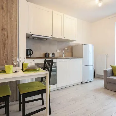 Darna Avena 3 Apartment
